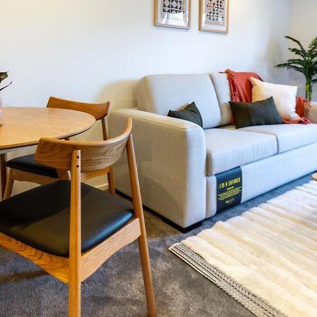 1 Bedroom 1 Bath, Executive Escape, Northlands Mall クライストチャーチ エクステリア 写真