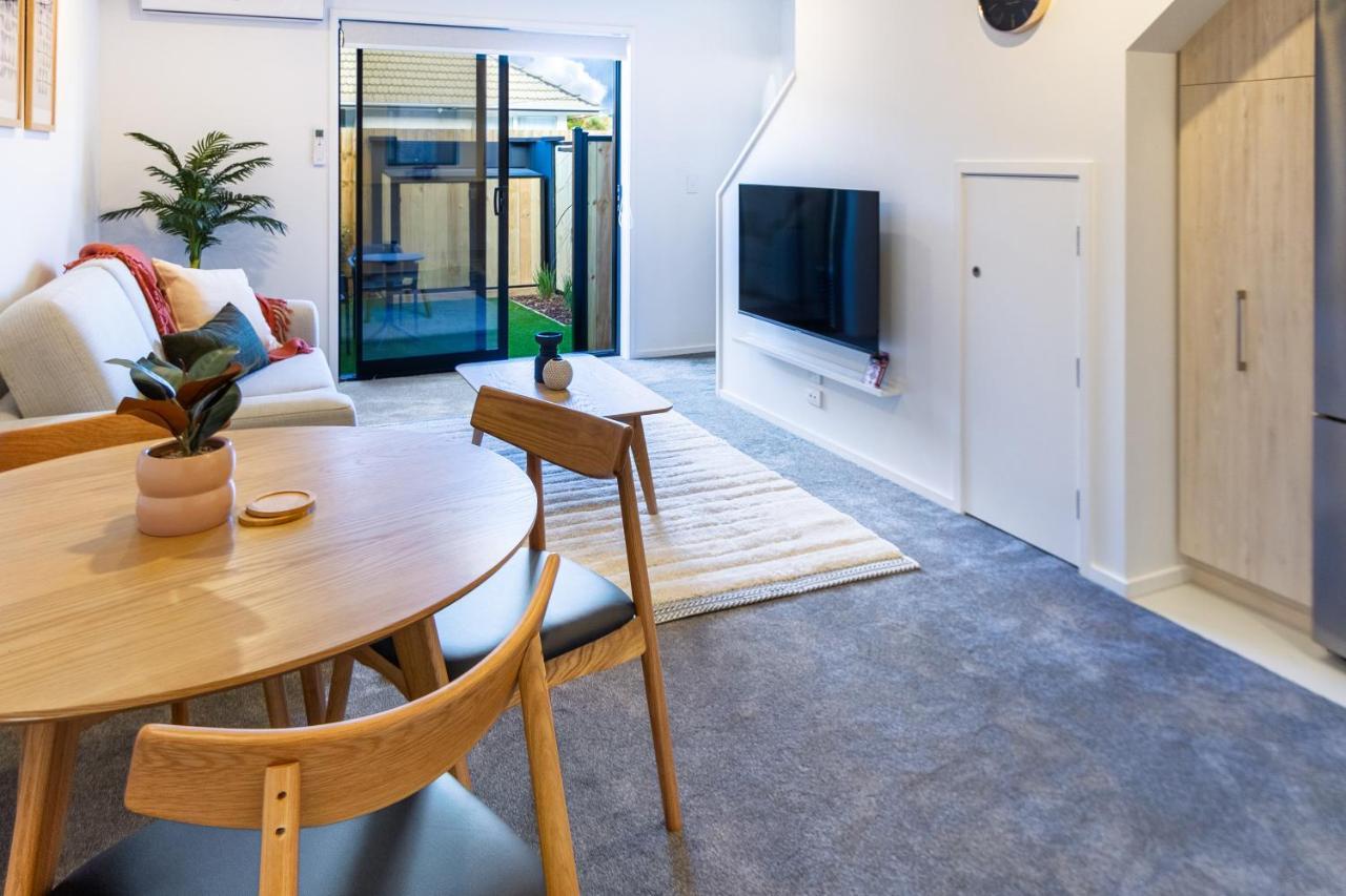1 Bedroom 1 Bath, Executive Escape, Northlands Mall クライストチャーチ エクステリア 写真
